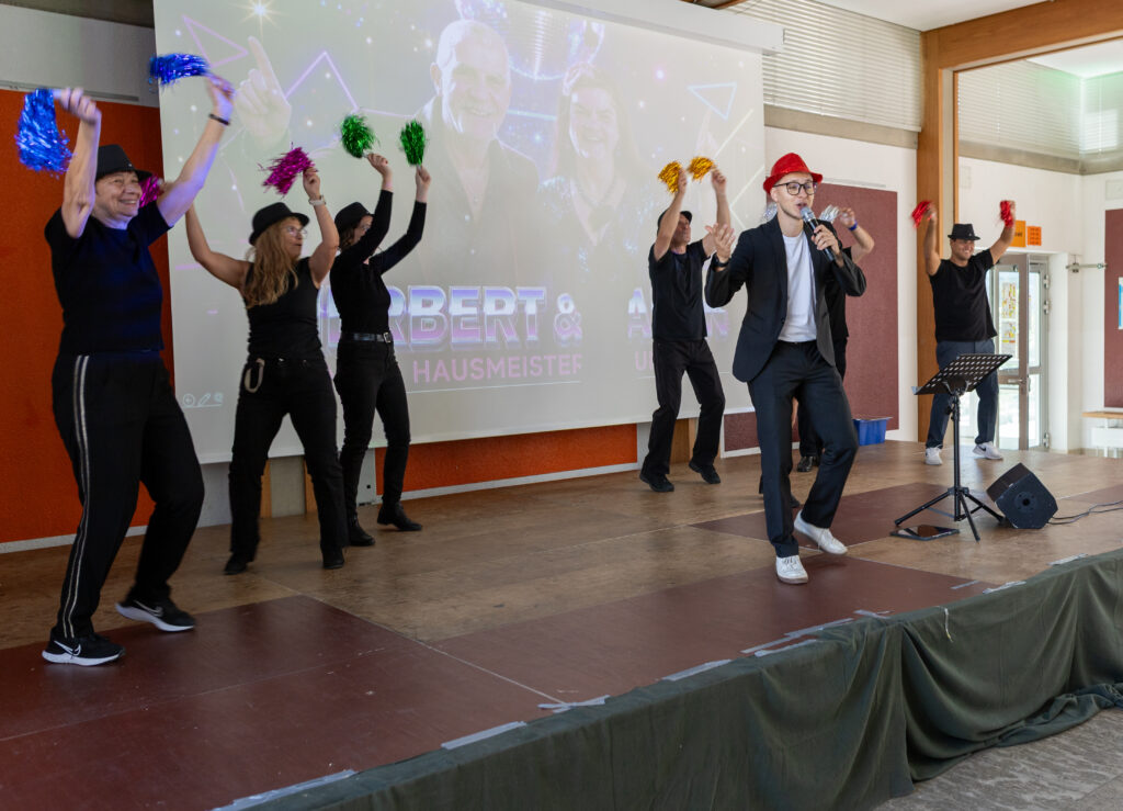 Die Showeinlage in der Aula