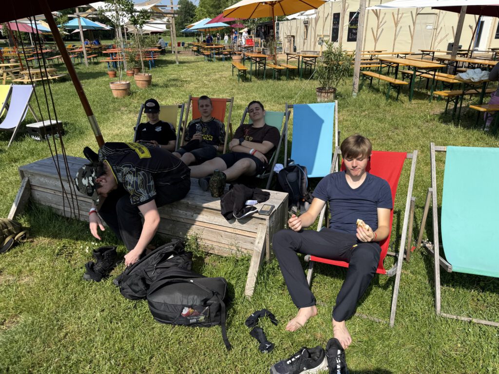 Einblick in die Outdoor-AG – Foto 5